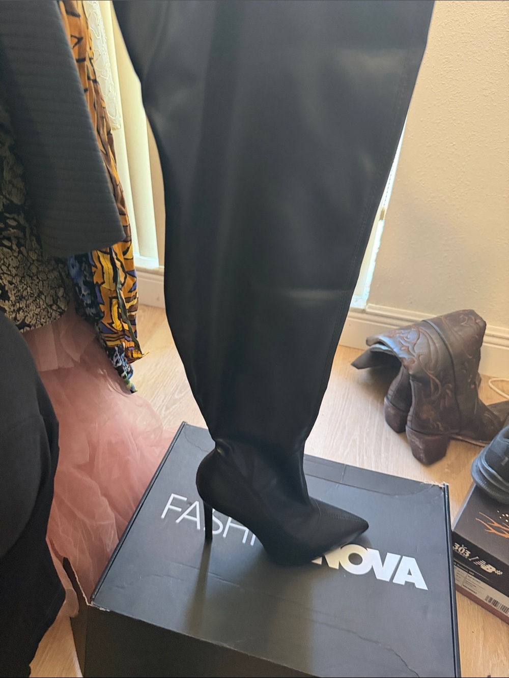 Black Over-the-Knee Stiletto Boot - Women's Fashion